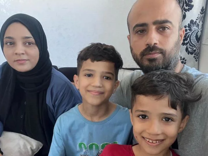 'No safe area': CNN journalist details his family's desperate flight south from Gaza City