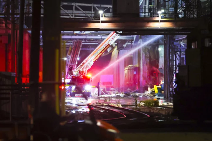 Explosion, fire at Archer Daniels Midland facility in Illinois injures 8 employees