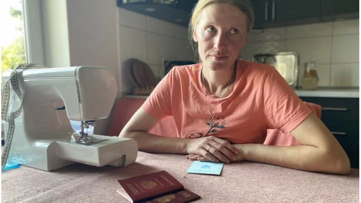 Ukraine war: The Russians fighting for a Ukrainian passport