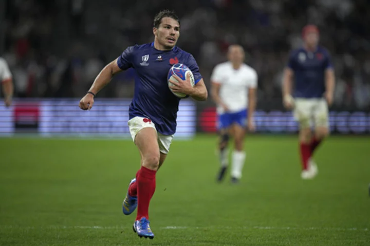 Dupont injury takes gloss off France's 14-try romp against Namibia at Rugby World Cup