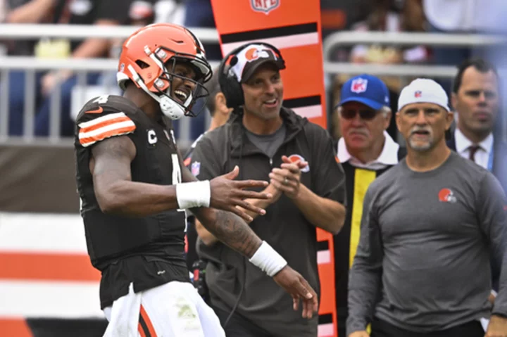 Deshaun Watson quiets critics with strong performance Browns hope will be one of many