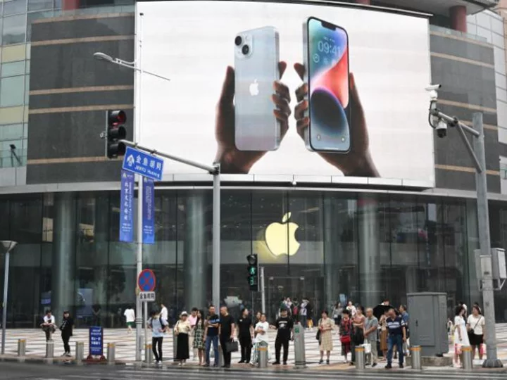 China says it hasn't issued any ban on Apple's iPhone