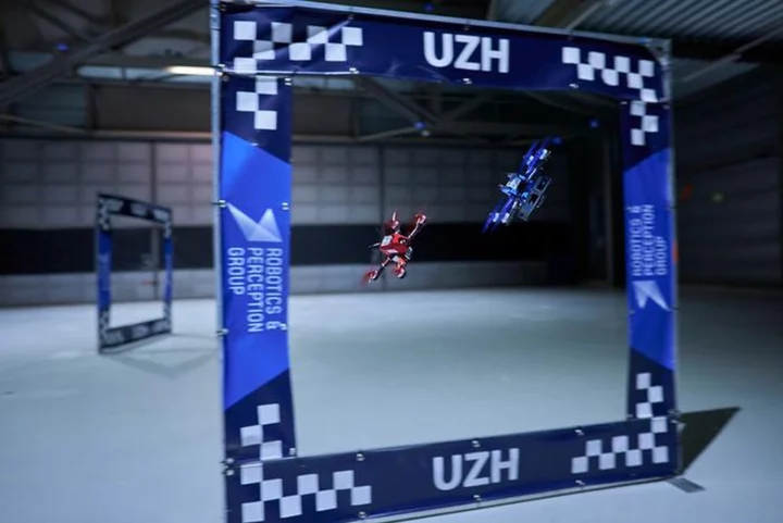AI defeats human drone-racing champions in historic world first