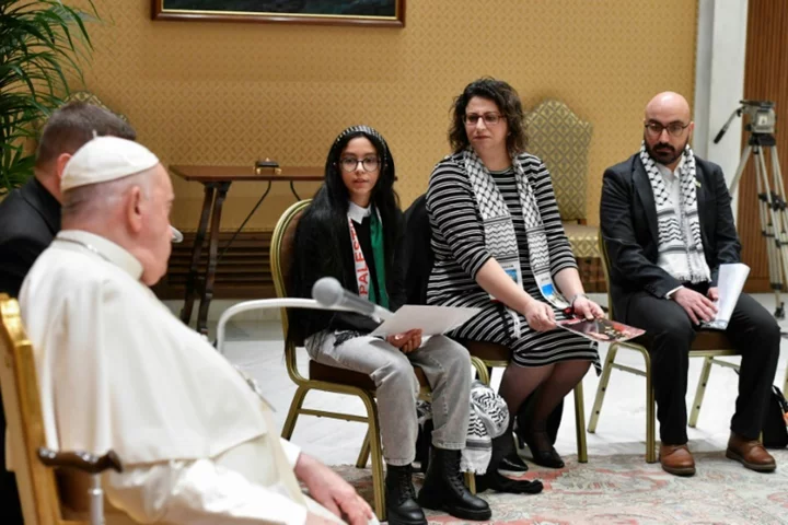 Pope warns of 'mountain of dead' in Mideast after meeting Israelis, Palestinians