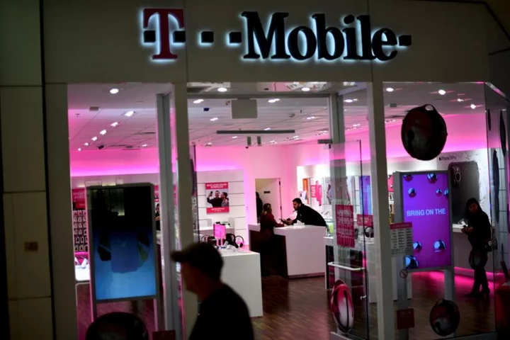 T-Mobile US to cut 5,000 jobs as cheaper plans weigh on costs