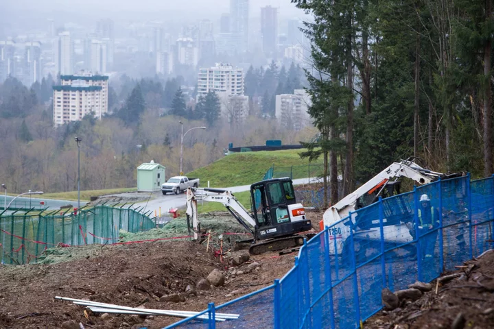 Trans Mountain Oil Pipeline Faces New Construction Issue Months Before Start