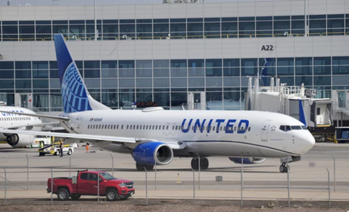 United Airlines is tweaking its app to give customers rebooking options and vouchers during delays