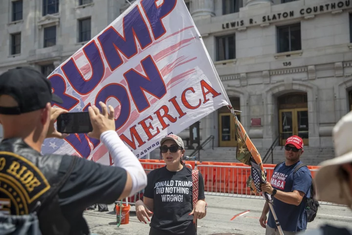 Trump Raises $7.1 Million as Georgia Arrest Rallies Supporters