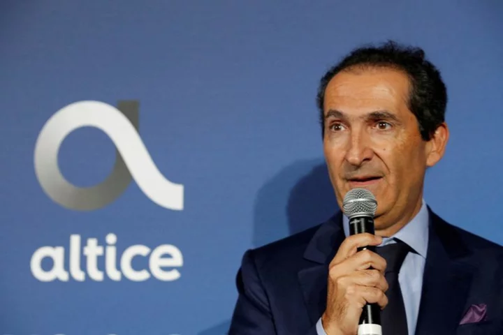 Debt-laden Altice in talks to sell data centres to Morgan Stanley - Les Echos