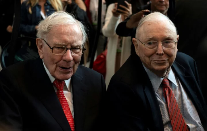 Charlie Munger, Warren Buffett's longtime business partner, dies at 99