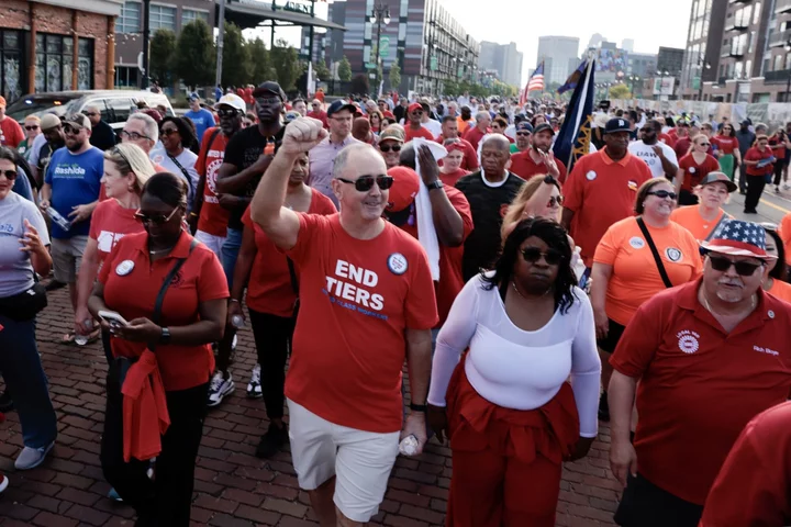 UAW Prepares to Strike With Contract Talks Still Far Apart Ahead of Deadline