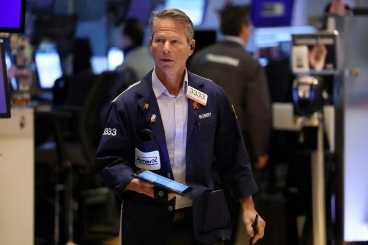 Stocks rebound on earnings, stabilized Treasuries