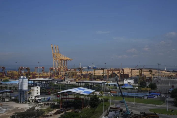 US plans to build a $553 million terminal at Sri Lanka's Colombo port in rivalry with China