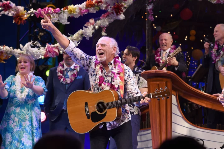 Jimmy Buffett, Singer Who Spun Margaritas Into Gold, Dies at 76