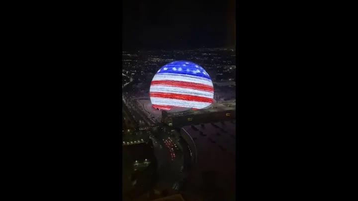 Golfers at prestigious Las Vegas course now forced to stare at gigantic eyeball