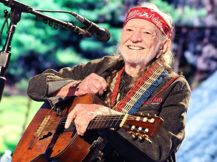 Willie Nelson, Neil Young and John Mellencamp headline Farm Aid festival's return to Indiana