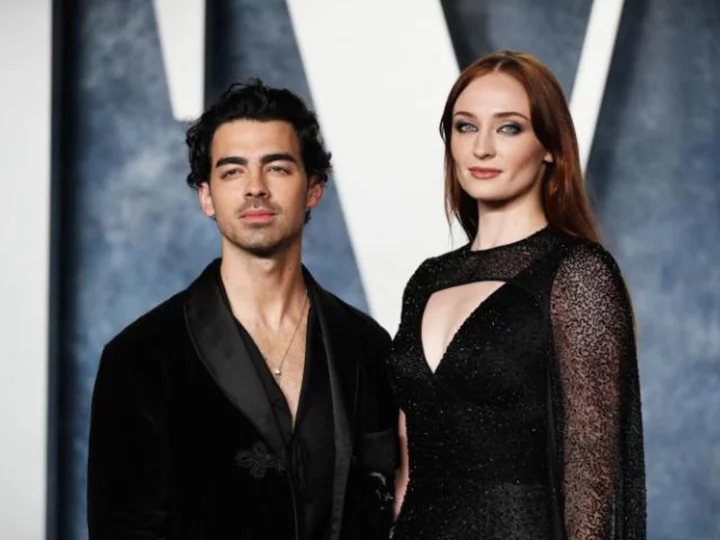 Sophie Turner sues Joe Jonas for return of their children to England