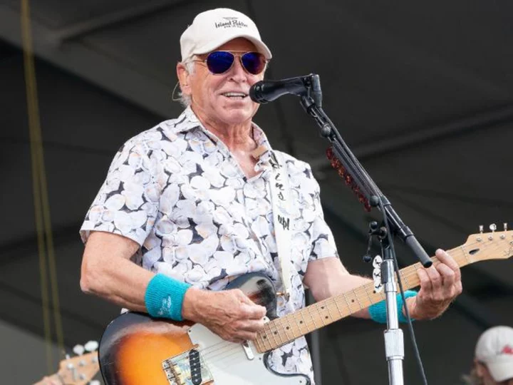 Jimmy Buffett shares health update following hospitalization