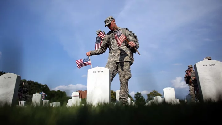 10 Things to Remember About Memorial Day