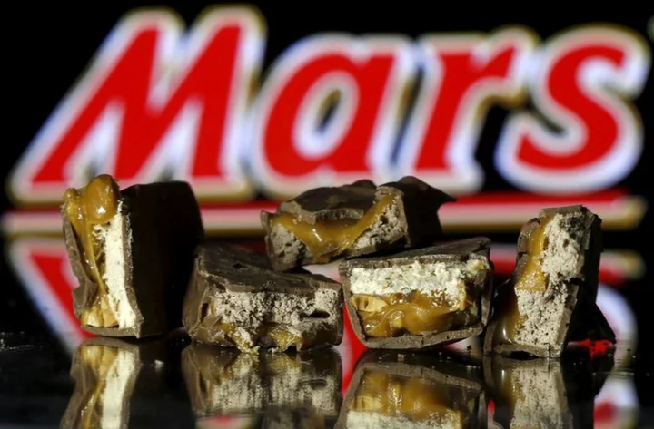 Mars to buy healthy food maker Kevin's Natural Foods