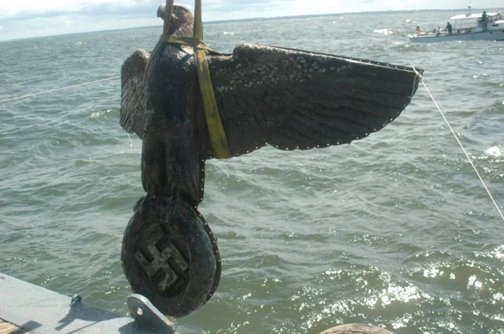 Uruguay to melt Nazi bronze eagle, recast it as peace dove