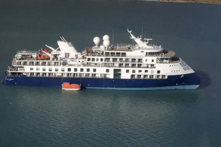 Fishery vessel will try to pull free cruise ship with 206 people on board in Greenland