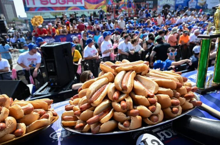 Who won the 2023 Nathan's Hot Dog Eating Contest?