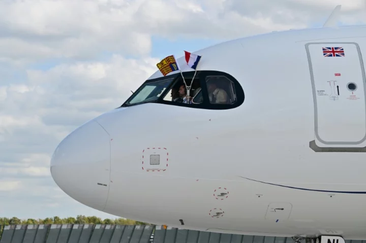 Charles III welcomed in France for first visit as king