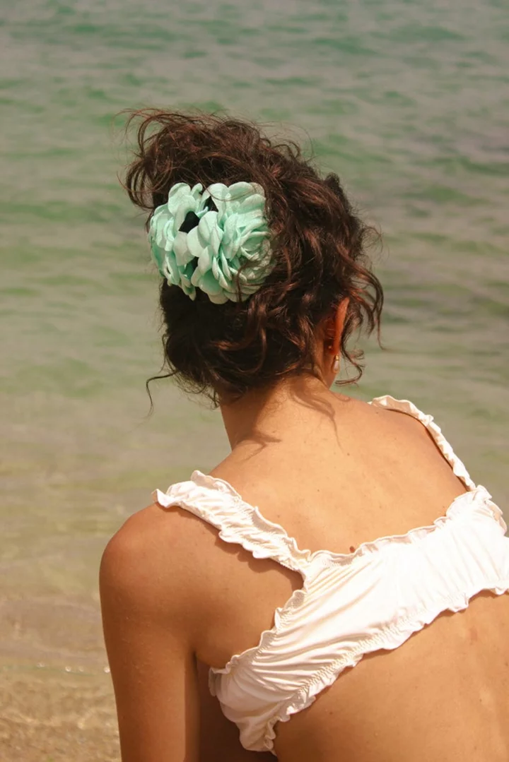 7 Biggest Hair Accessories Trends, All In One End-Of-Summer Collection