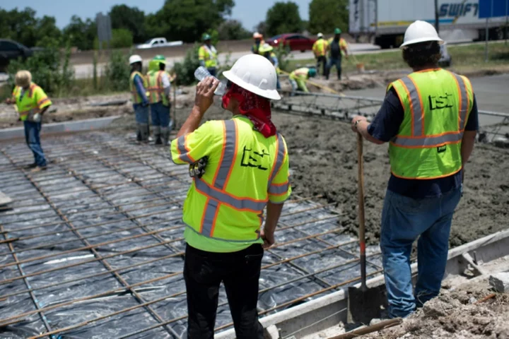 Texas scraps 'water break' law for construction workers, as heat bakes