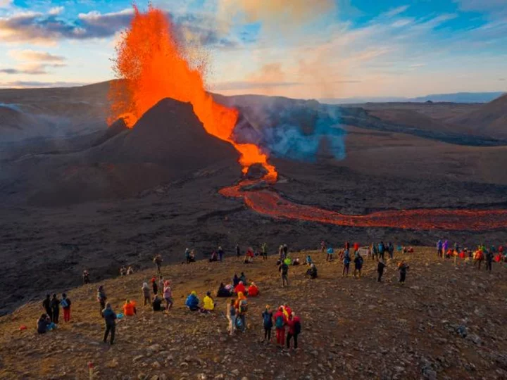 Iceland's Blue Lagoon closed as 1,000 earthquakes hit in 24 hours