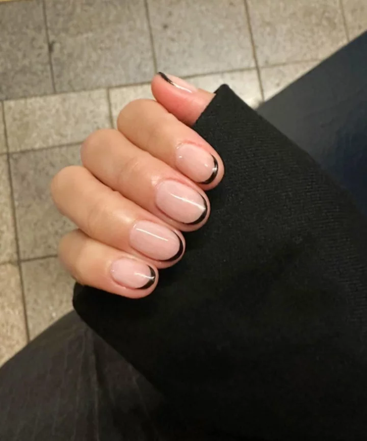 I Tried A “Micro French” Manicure, The It Design For Short Nails