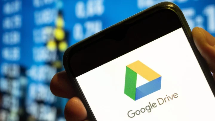 Google Drive's Clever Document Scanning Feature Finally Comes to iOS