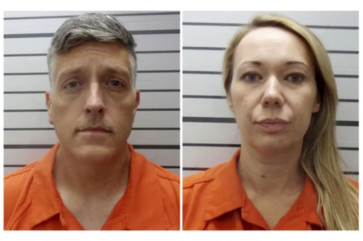 Colorado funeral home owners where decomposing bodies found returned to state to face charges