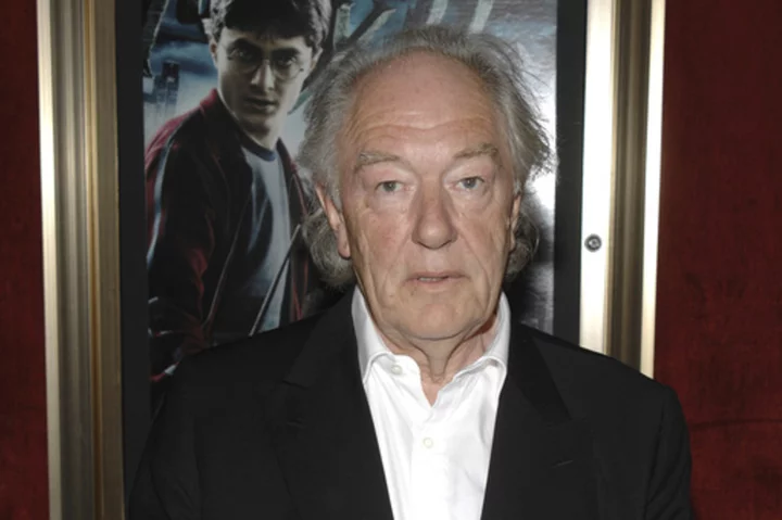 Michael Gambon, actor who played Prof. Dumbledore in 6 'Harry Potter' movies, dies at age 82