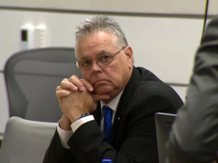 Deliberations continue in the trial of the ex-school resource officer who stayed outside during Parkland shooting