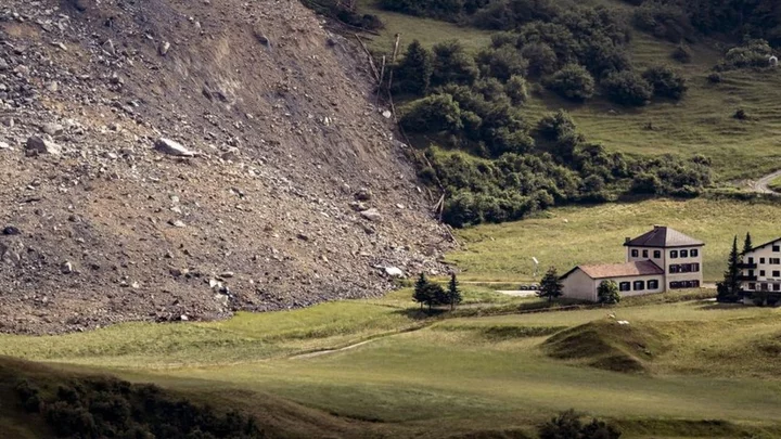 Massive Swiss rockfall stops short of evacuated village of Brienz