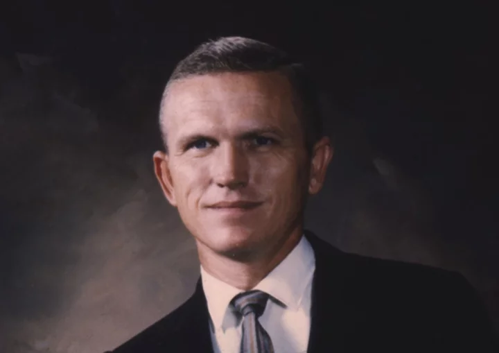 Astronaut Frank Borman, commander of the first Apollo mission to the moon, has died at age 95