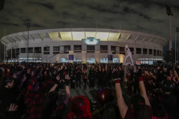 Dark past of the National Stadium in Chile reemerges with opening ceremony at the Pan American Games