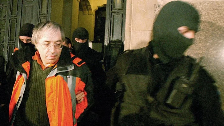 Yoga sect leader Gregorian Bivolaru and followers arrested in France