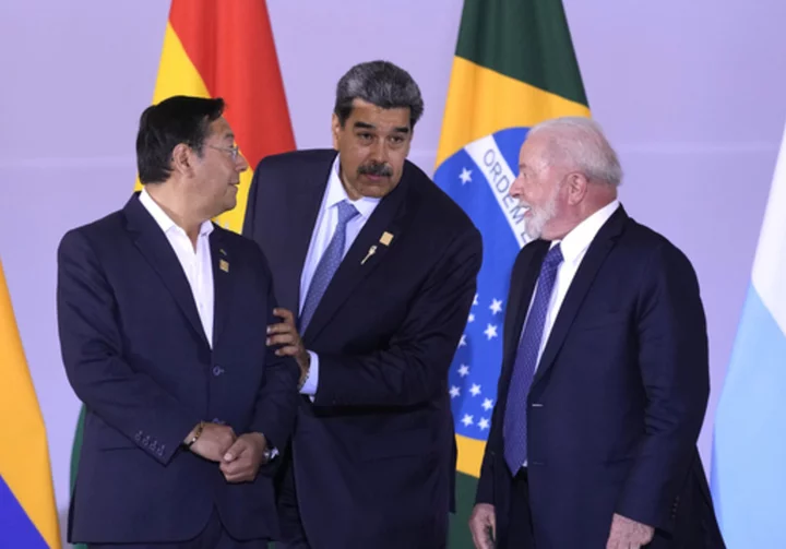 Brazilian president's support of Venezuela's leader mars unity at South America summit