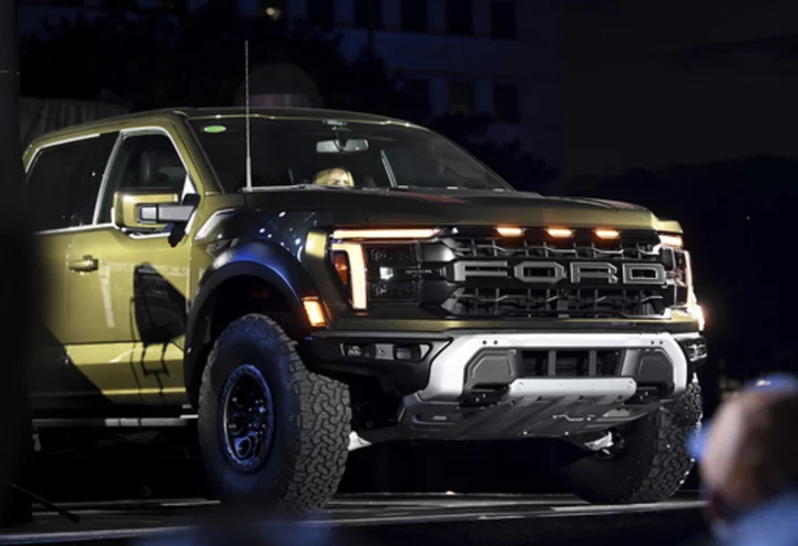 Updated Ford F-150 gets new grille, other features as Ford shows it off on eve of Detroit auto show