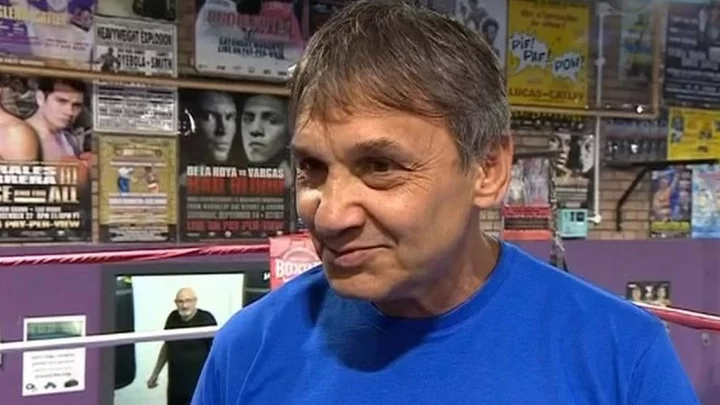 Bristol boxing coach training Ukrainian refugee for free