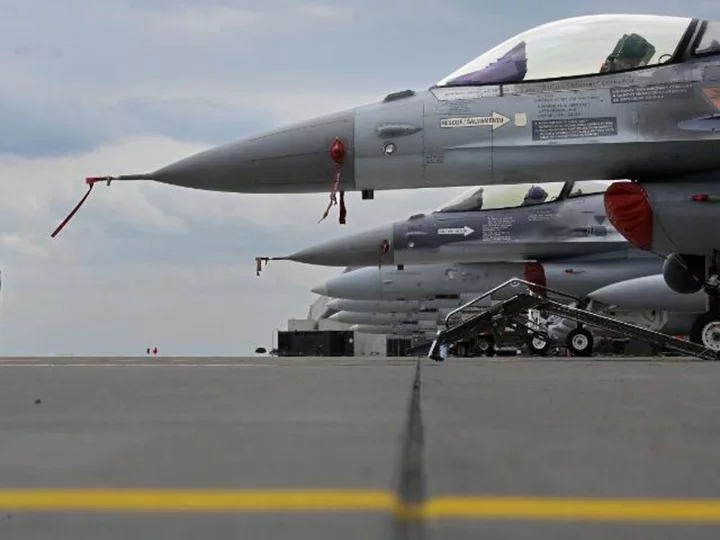 F-16 questions remain as Ukrainian pilots set to start training this month