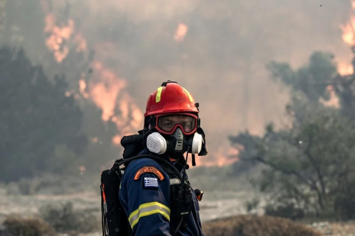 Earth to warm up to 2.9C even with current climate pledges: UN