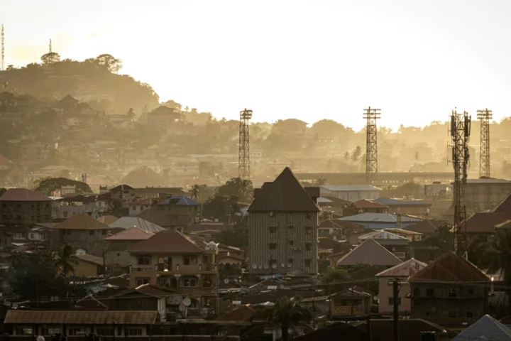 S.Leone imposes curfew after military armoury attacked