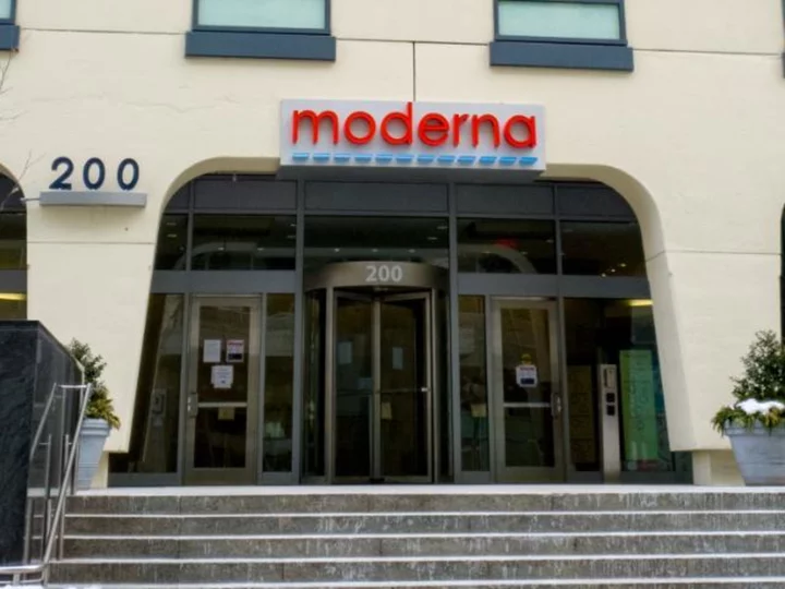 Moderna inks deal to make mRNA medicines in China