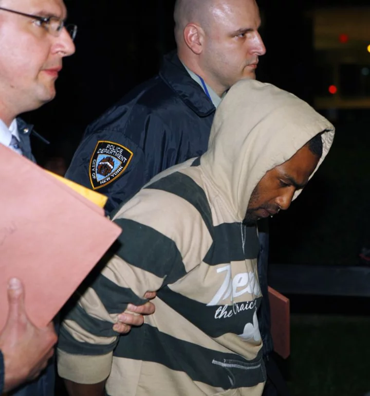 Judge orders 3 of the 'Newburgh Four' freed in New York synagogue bomb plot