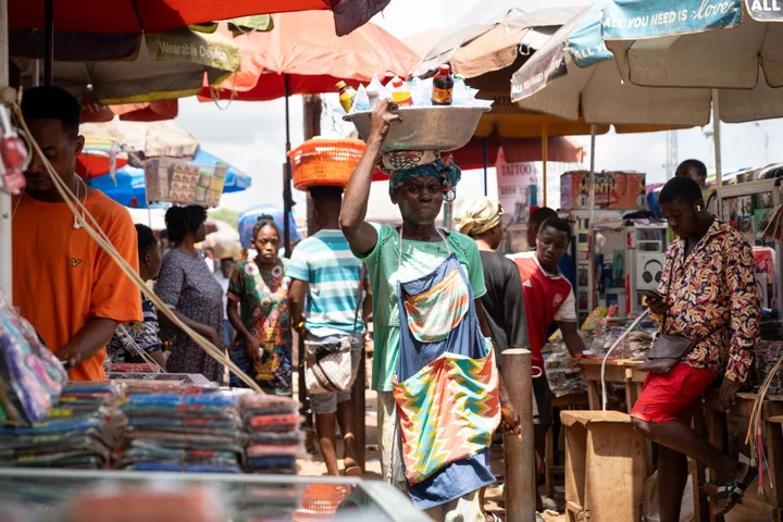 Ghana Sees Debt Deal to Unlock IMF’s $600 Million in Coming Week