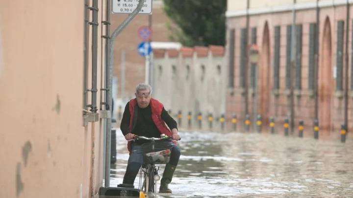 Italy floods leave 13 dead and force 13,000 from their homes